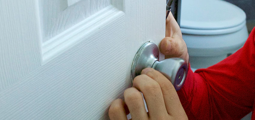 Vintage Door Knob Replacement in Willows, CA